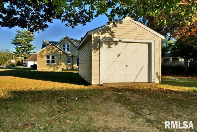 $184,900 | 1249 North 5th Street, Chillicothe, IL 61523