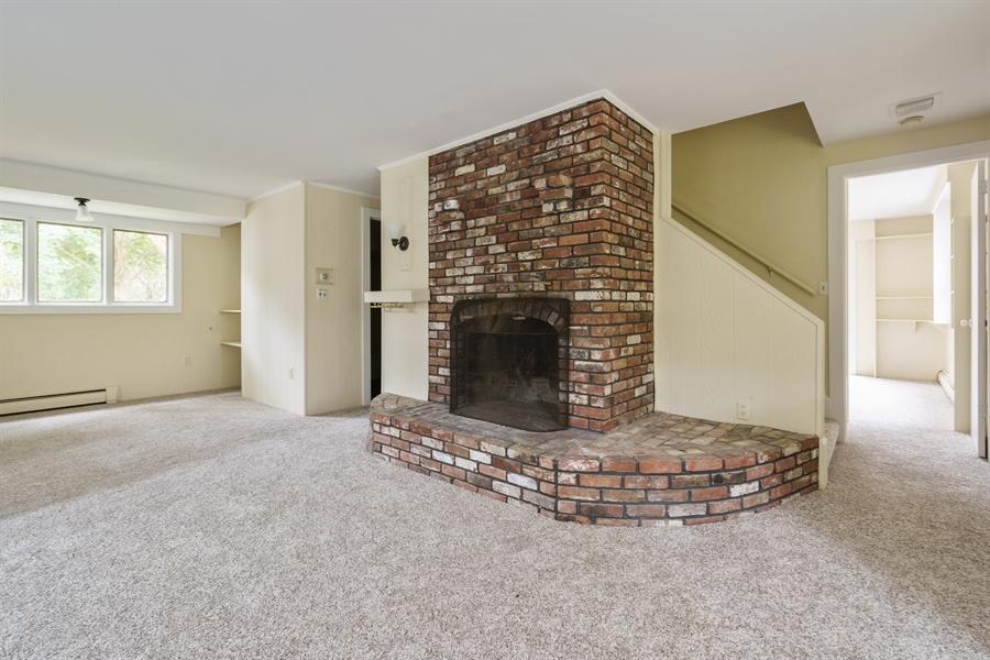 75 John Thomas Road Eastham, MA 02642 - Photo 3 of 23 a view of fireplace and living room