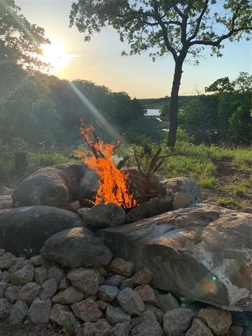 $709,990 | 438 Jay Kelley Lane, Sunset, TX 76270