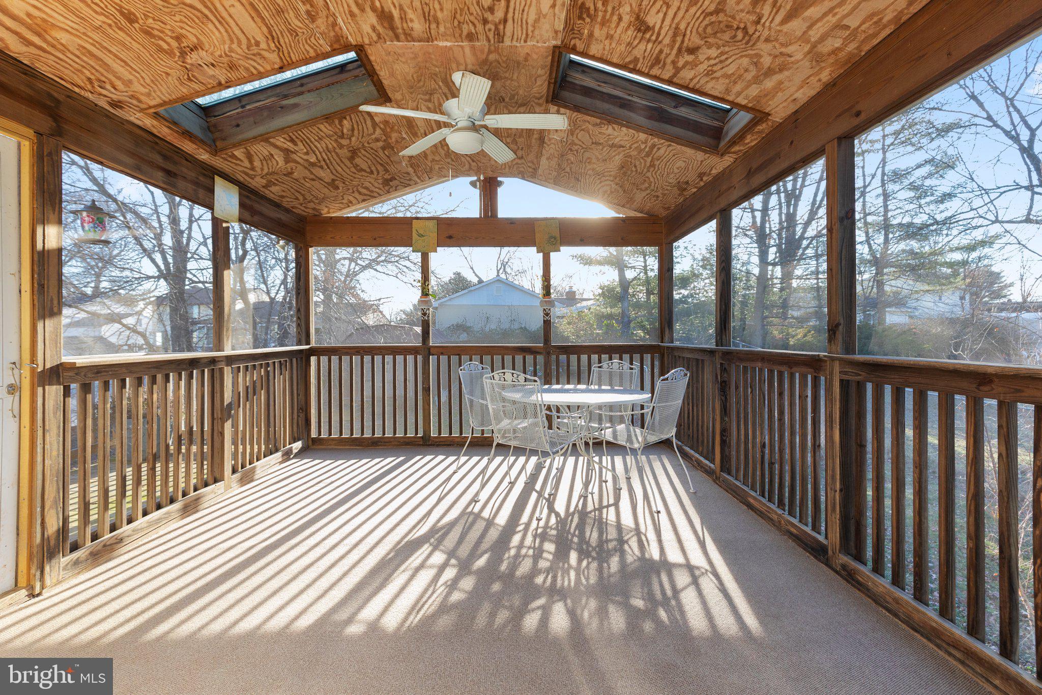 112 North Harrison Road Sterling, VA 20164 - Photo 17 of 26 ENORMOUS screened in porch off the kitchen
