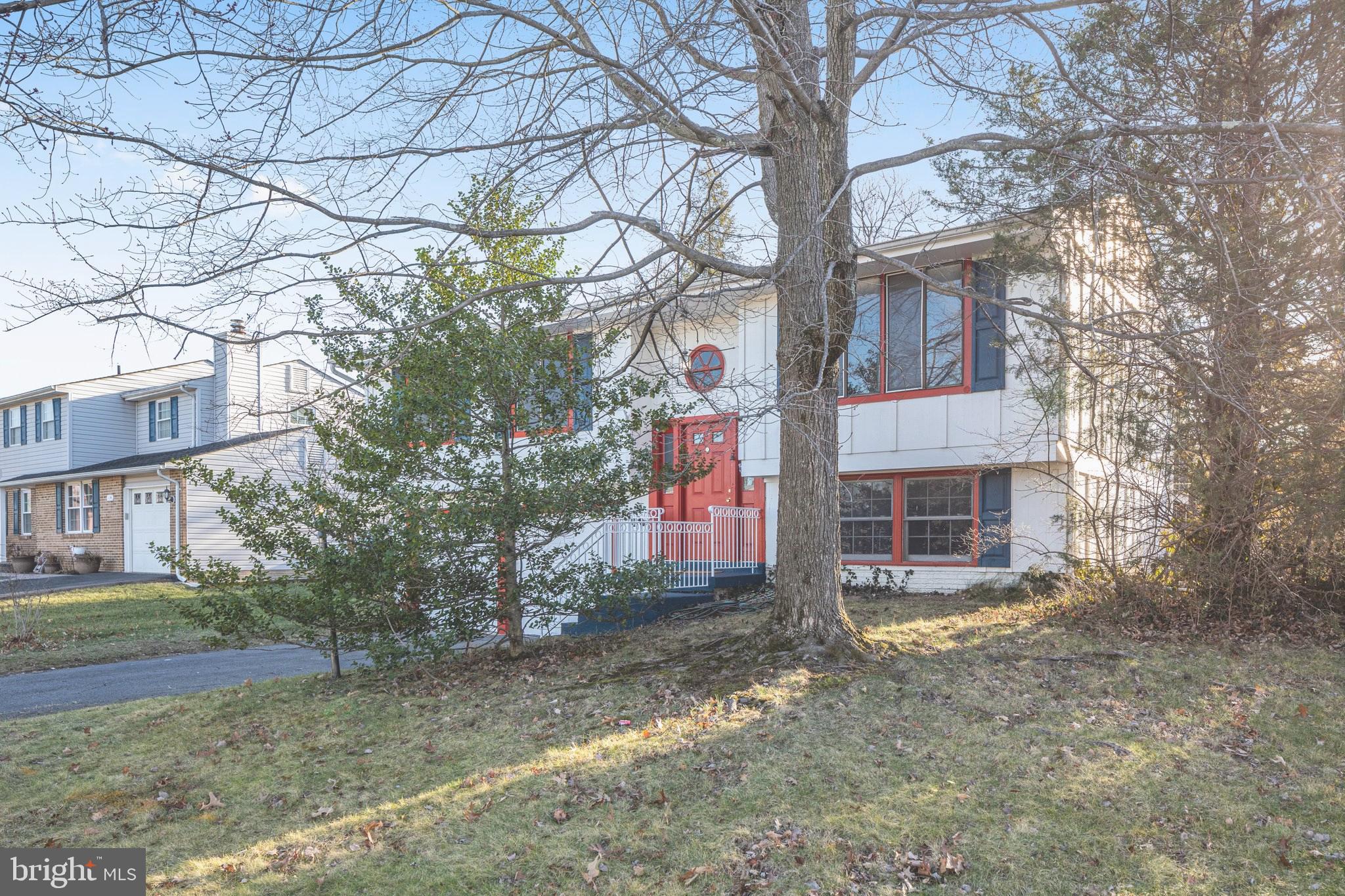 112 North Harrison Road Sterling, VA 20164 - Photo 23 of 26 Charming front facade