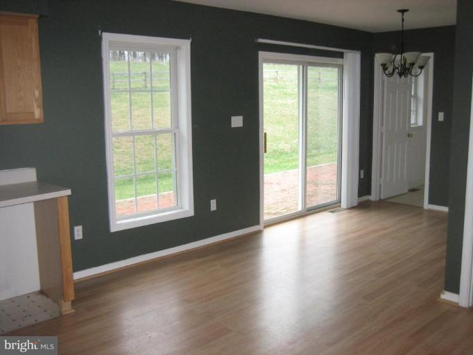 11515 Handboard Road Union Bridge, MD 21791 - Photo 4 of 14 Kitchen/Dining Room