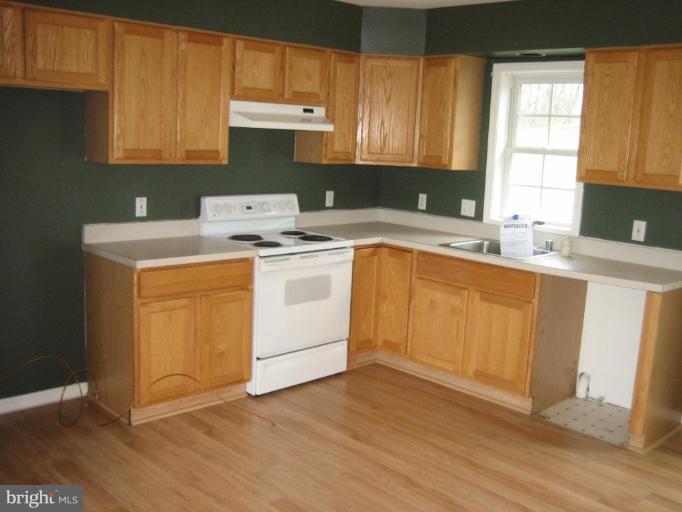 11515 Handboard Road Union Bridge, MD 21791 - Photo 5 of 14 Kitchen