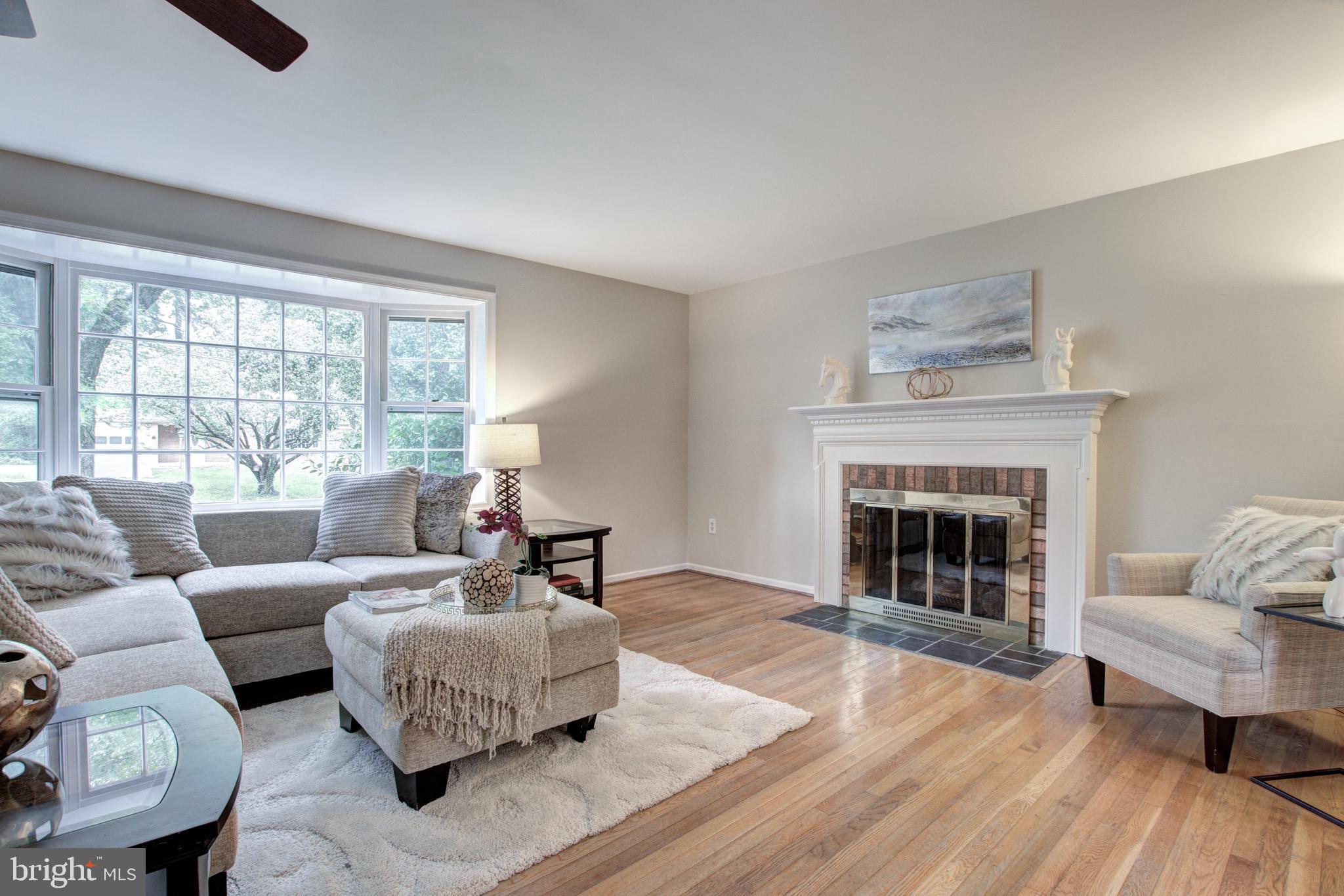 8625 Blackpool Drive Annandale, VA 22003 - Photo 5 of 50