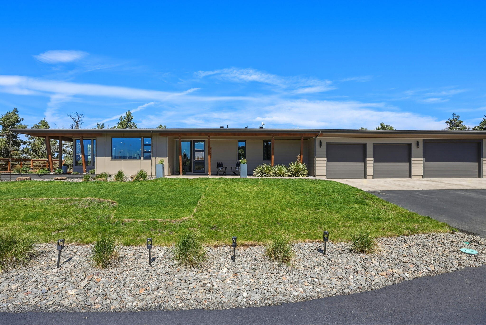 64144 Pioneer Loop Bend, OR 97701 - Photo 153 of 192 140-web-or-mls-Riley Visuals-140