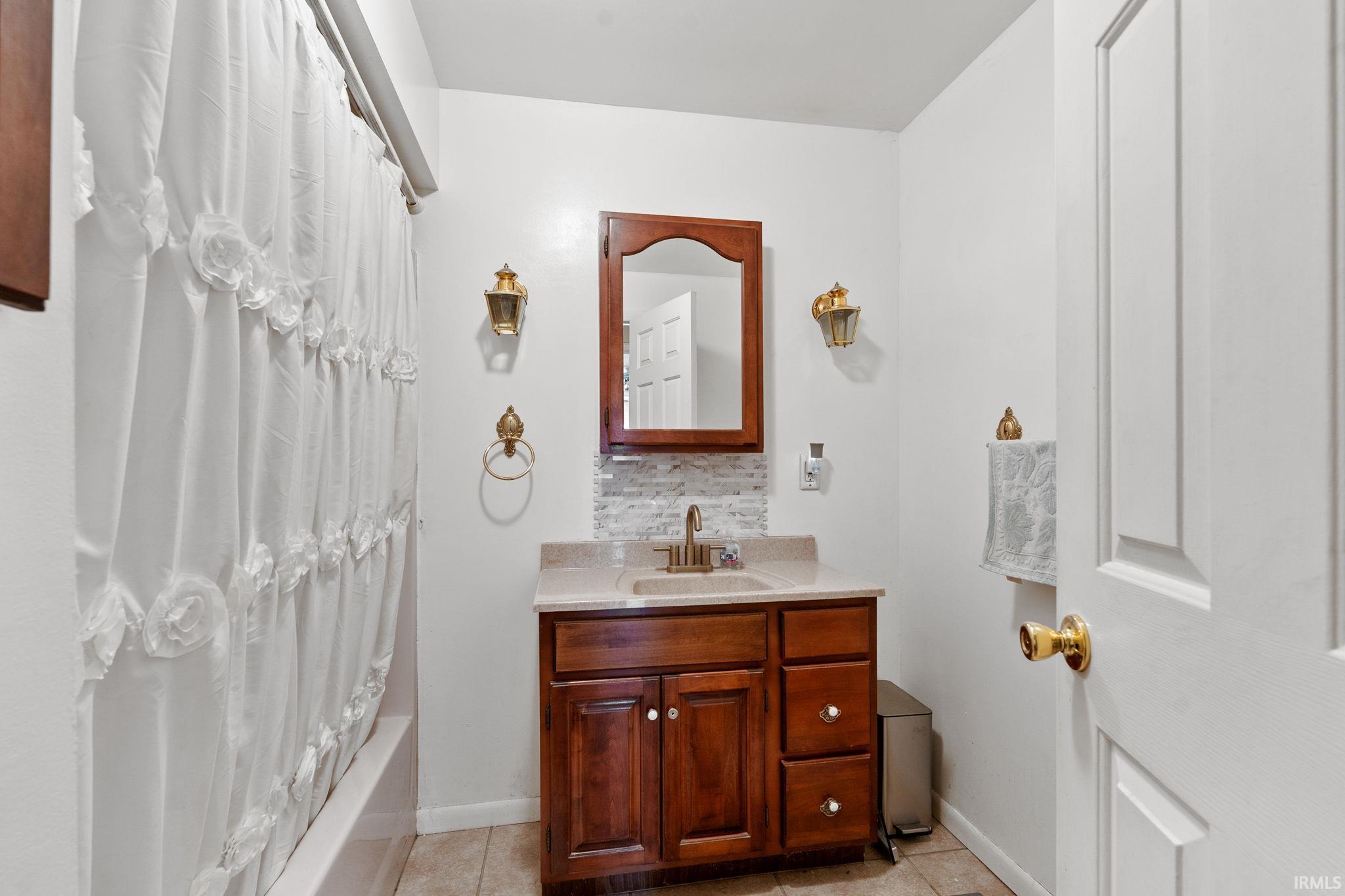 5920 Goshen Road Fort Wayne, IN 46818 - Photo 18 of 35