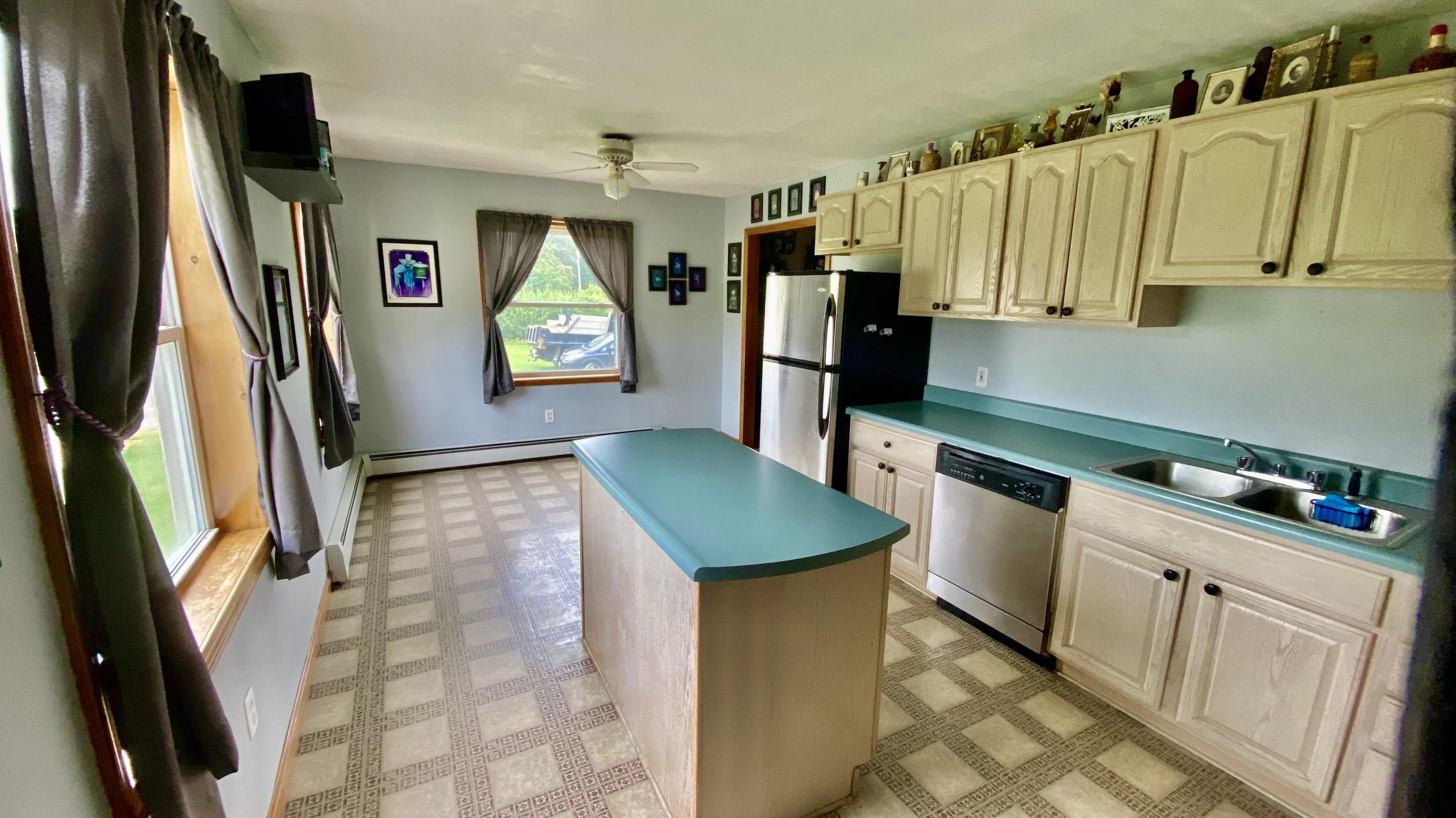 171 Dyer Road Carmel, ME 04419 - Photo 12 of 47 45D63394-2C2C-4270-8B65-FBB79D678F4C_1_2