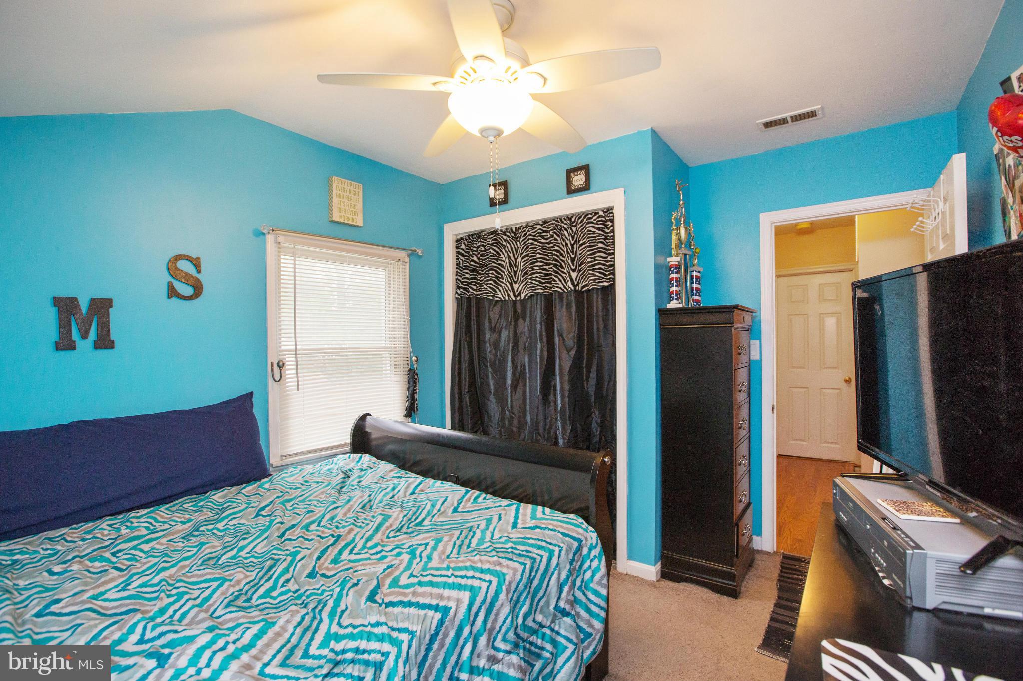 1219-7 Seven Oaks Road Baltimore, MD 21227 - Photo 22 of 26 Bedroom