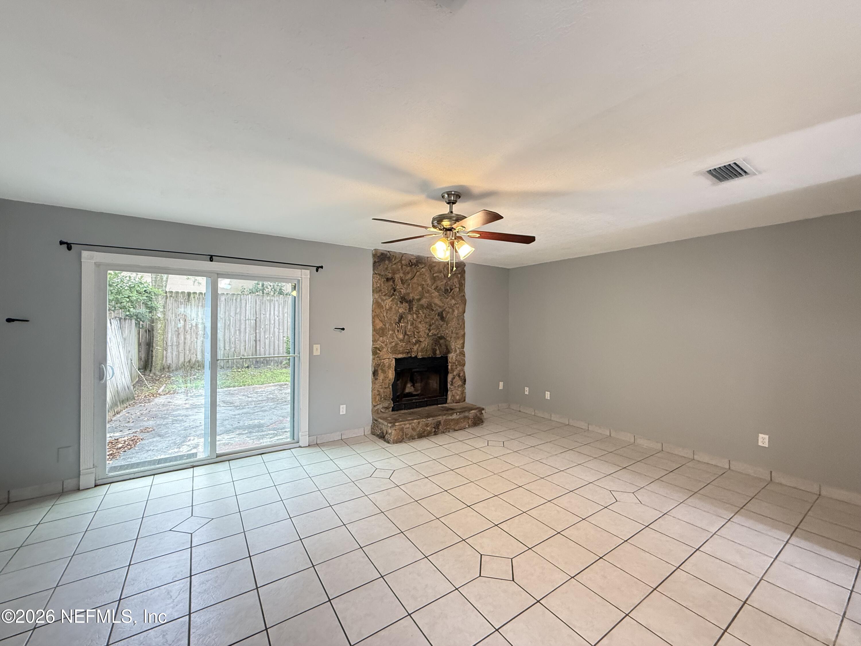 6024 Duclay Road Jacksonville, FL 32244 - Photo 3 of 17 IMG_1011