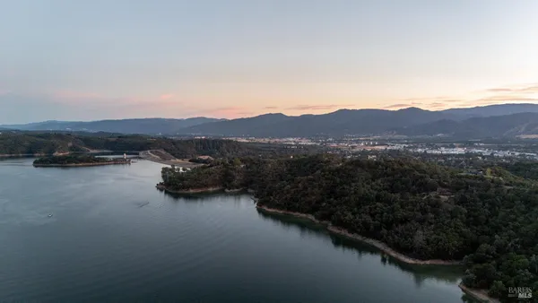 $1,295,000 | 4561 Lake Ridge Road, Ukiah, CA 95482