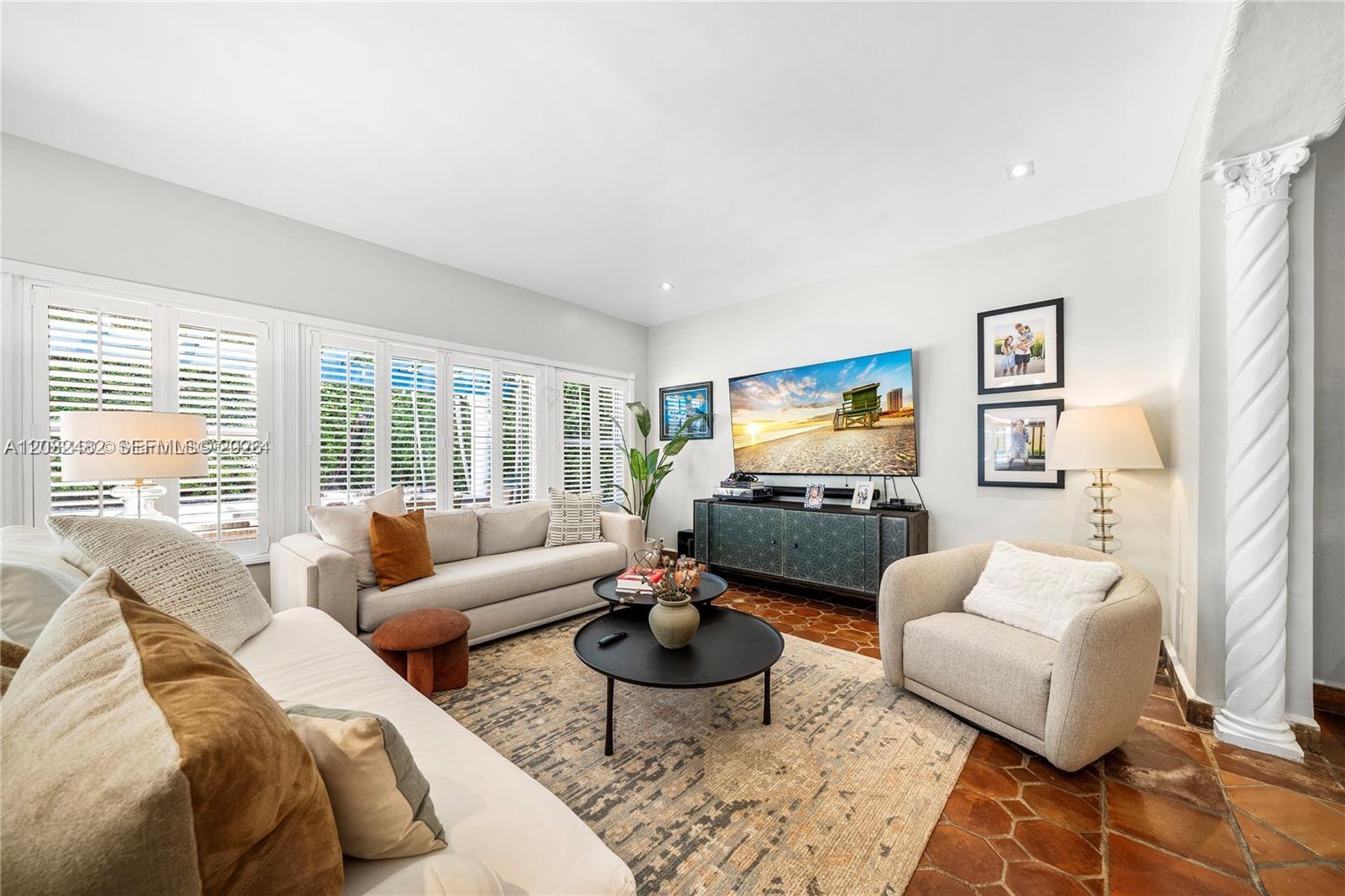 5621 Alton Road Miami Beach, FL 33140 - Photo 13 of 33