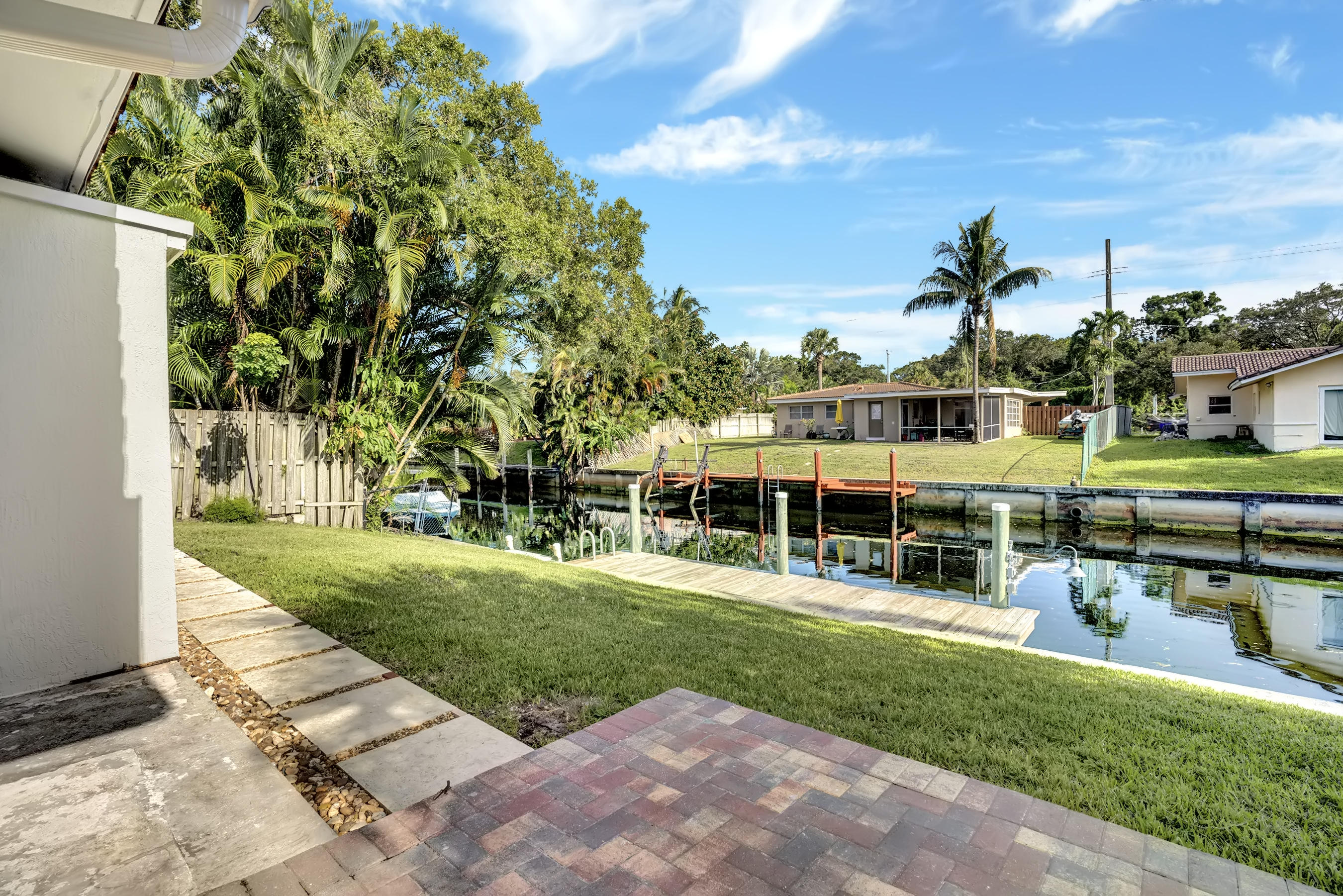 701 West Royal Palm Road Boca Raton, FL 33486 - Photo 12 of 28 Canal w Ocean Access