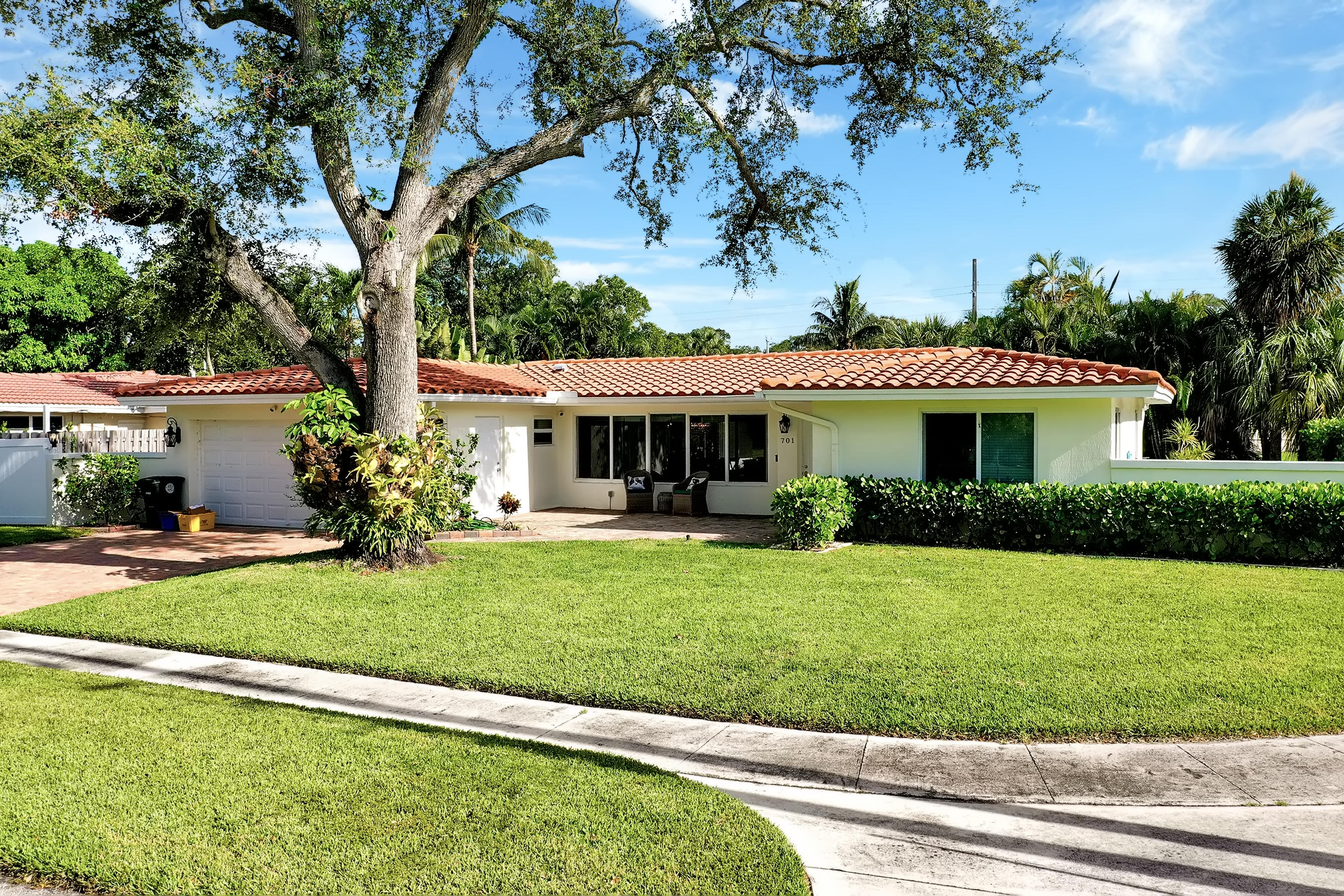 701 West Royal Palm Road Boca Raton, FL 33486 - Photo 21 of 28 Corner lot