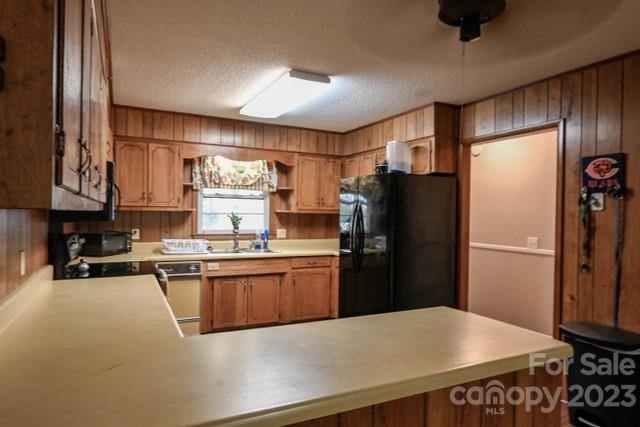 336 Mt Tabor Church Road Union, SC 29379 - Photo 5 of 37 a kitchen with stainless steel appliances granite countertop a refrigerator a sink a stove and island