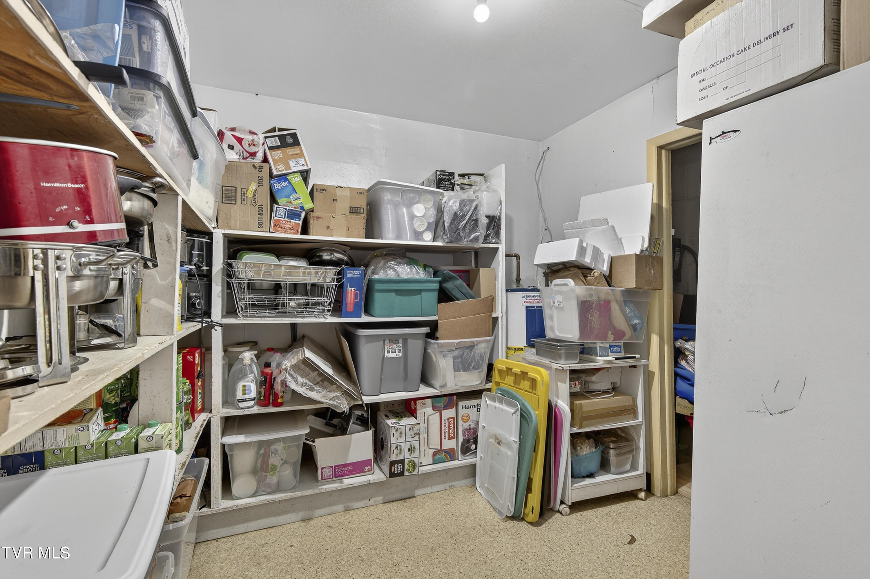 302 Front Street Southwest Abingdon, VA 24210 - Photo 14 of 41 302-Front-St-Abingdon-VA Matt-Smith-Real