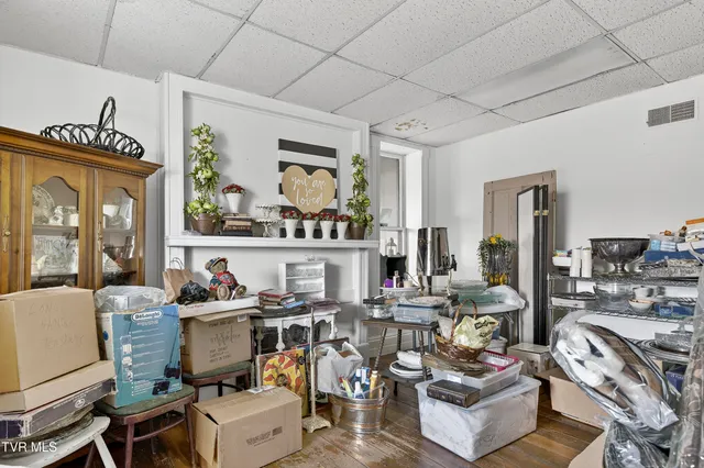 $379,000 | 302 Front Street Southwest, Abingdon, VA 24210