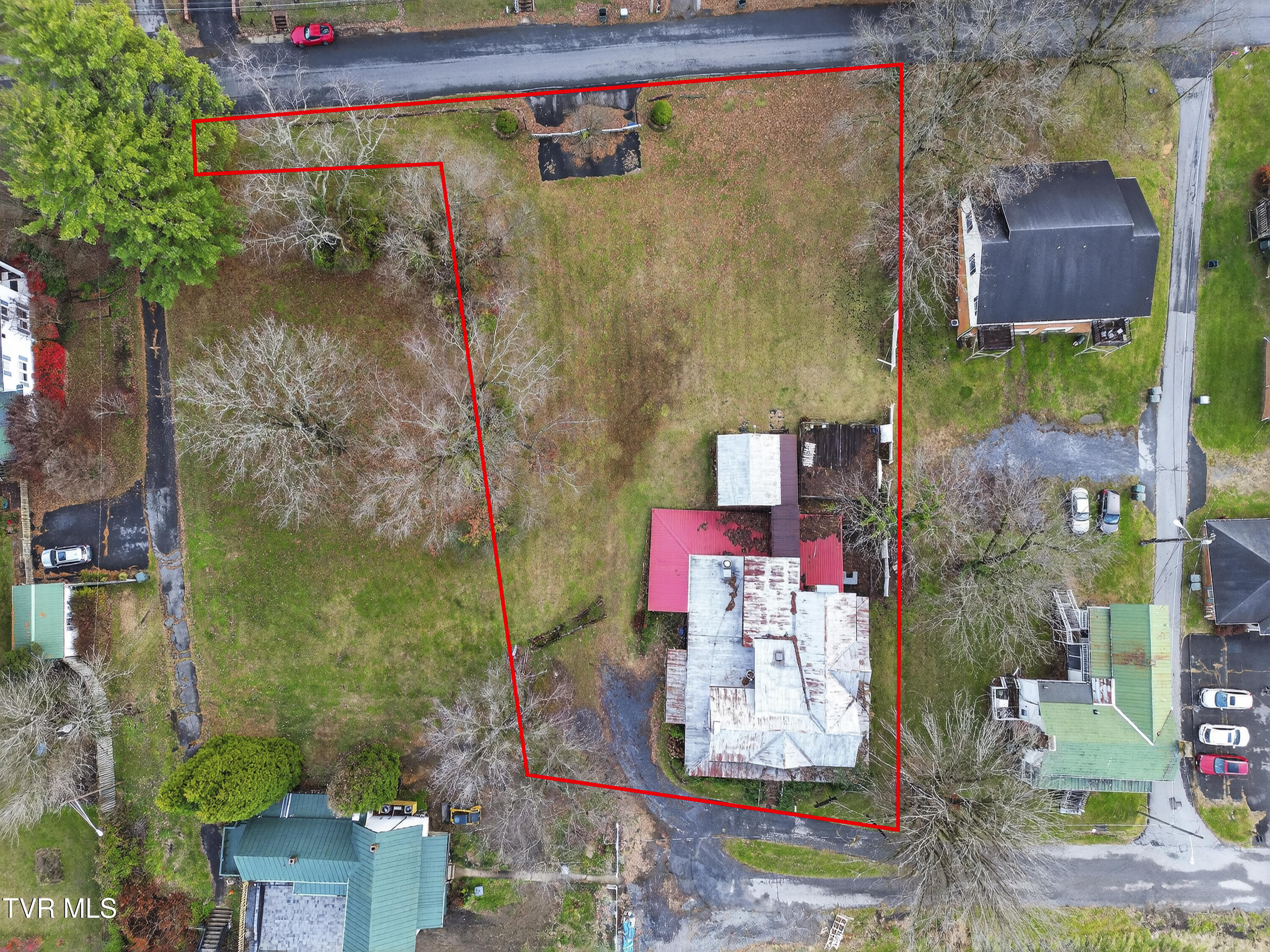 302 Front Street Southwest Abingdon, VA 24210 - Photo 38 of 41 302-Front-St-Abingdon-VA Matt-Smith-Real