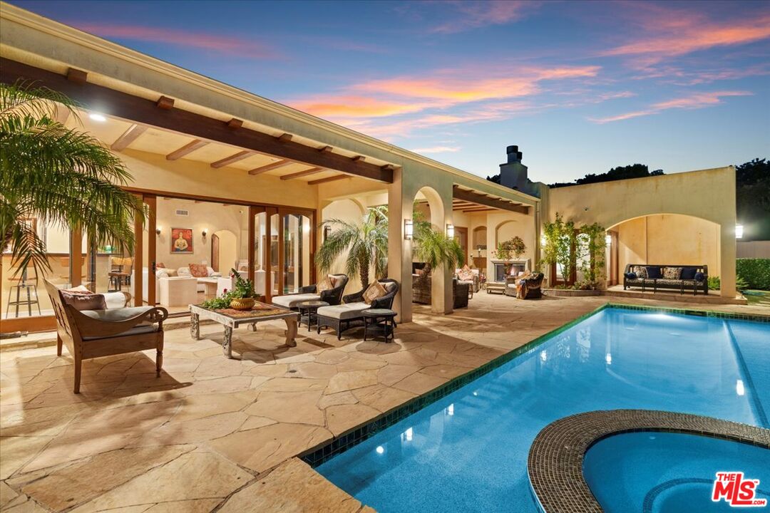 1740 Carla Ridge Beverly Hills, CA 90210 - Photo 1 of 29