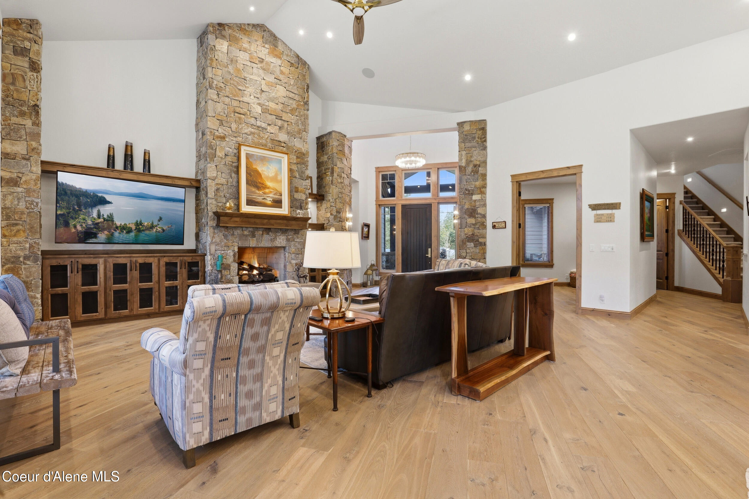2117 East Amulet Circle Rathdrum, ID 83858 - Photo 28 of 89 Living room