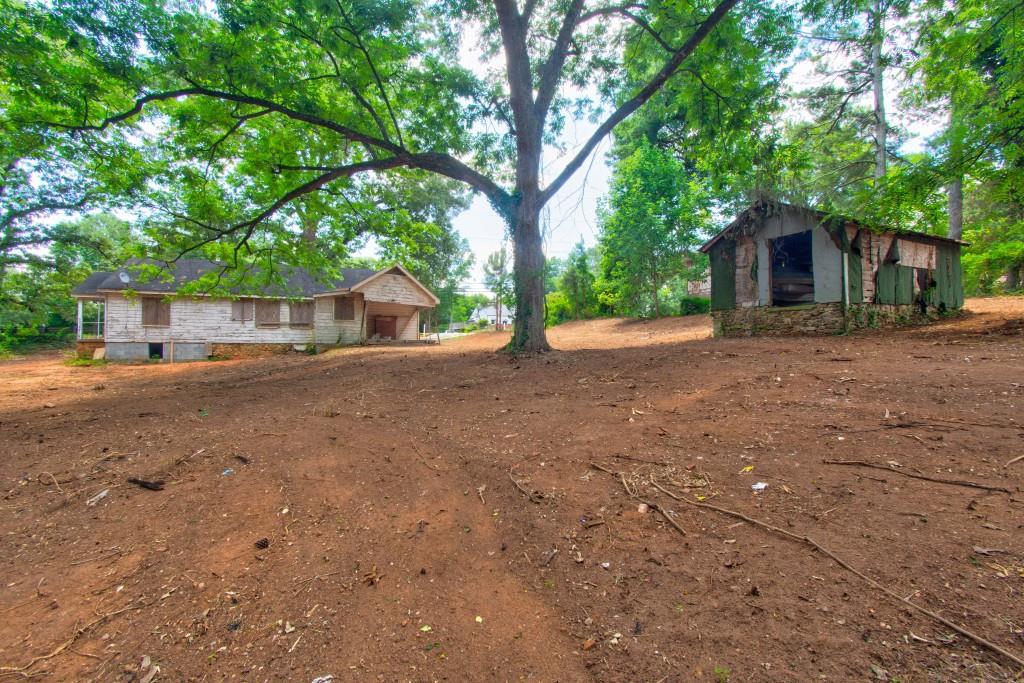 1491 South Hairston Road Stone Mountain, GA 30088 - Photo 12 of 17