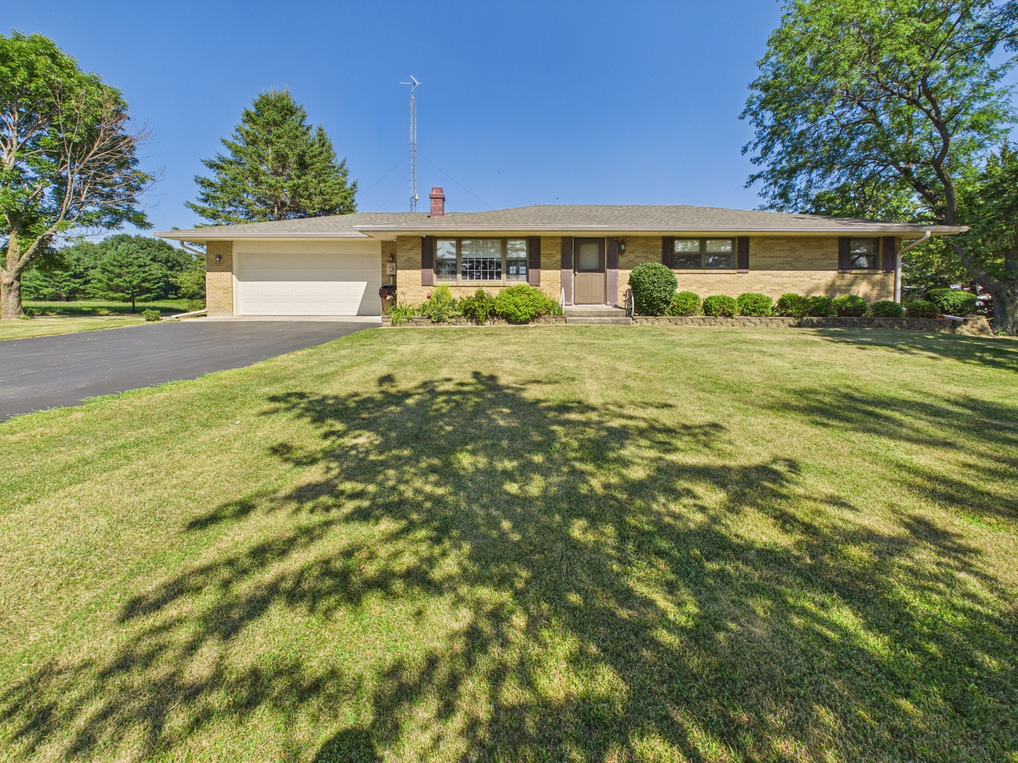 3862 Westfield Road Winnebago, IL 61088 - Photo 1 of 57 Gallery Image 1