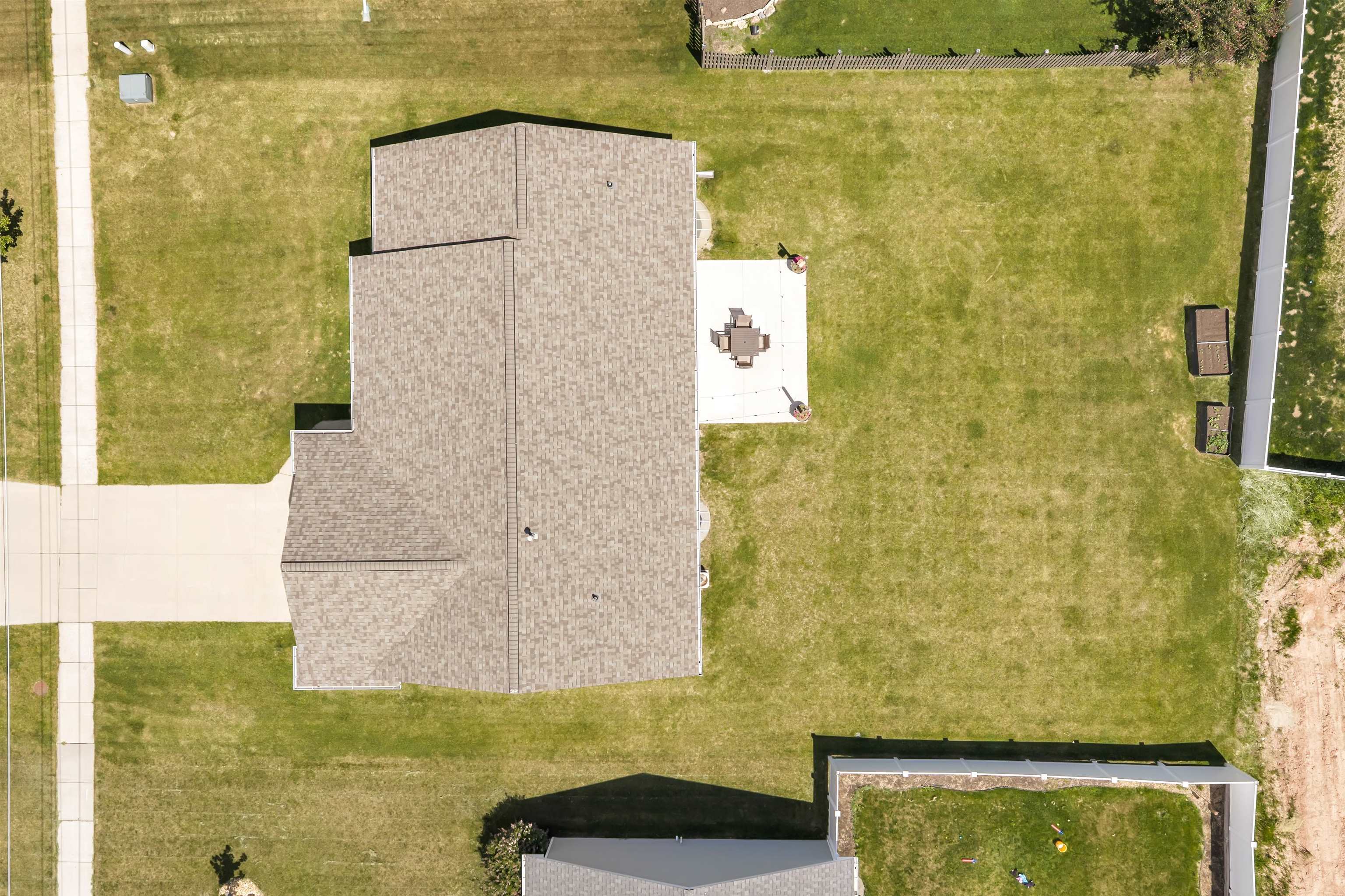 1659 Ontario Road Green Bay, WI 54311 - Photo 33 of 37