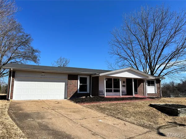$299,900 | 3615 Dwyer Lane, Florissant, MO 63033