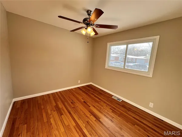 $299,900 | 3615 Dwyer Lane, Florissant, MO 63033