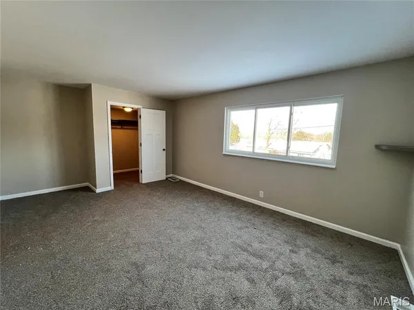 $299,900 | 3615 Dwyer Lane, Florissant, MO 63033