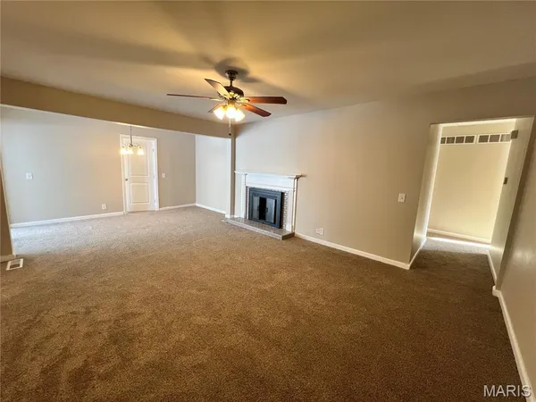 $299,900 | 3615 Dwyer Lane, Florissant, MO 63033