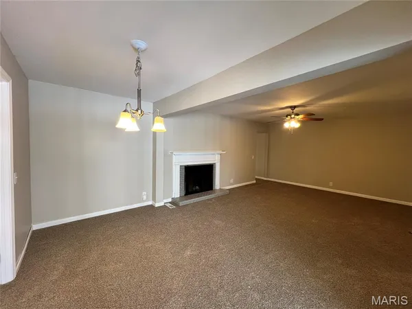 $299,900 | 3615 Dwyer Lane, Florissant, MO 63033