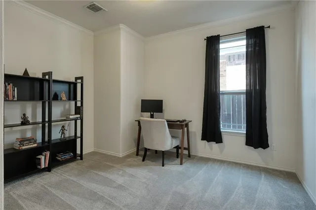 $2,095 | 521 Bradford Lane, Hutto, TX 78634