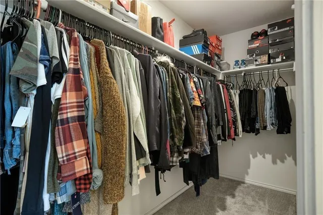 $2,095 | 521 Bradford Lane, Hutto, TX 78634