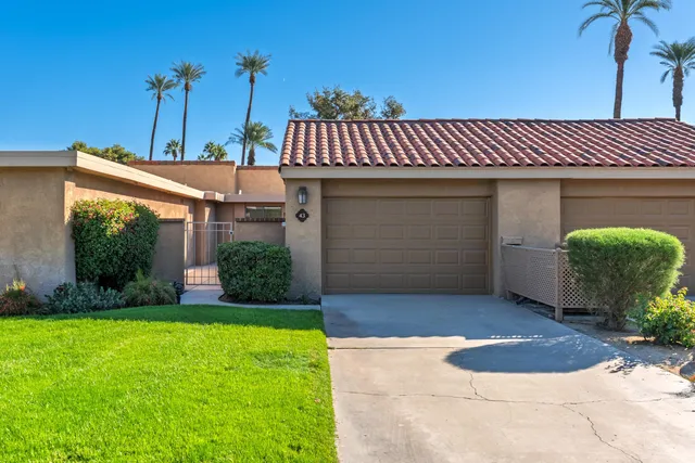 $449,000 | 43 La Cerra Drive, Rancho Mirage, CA 92270