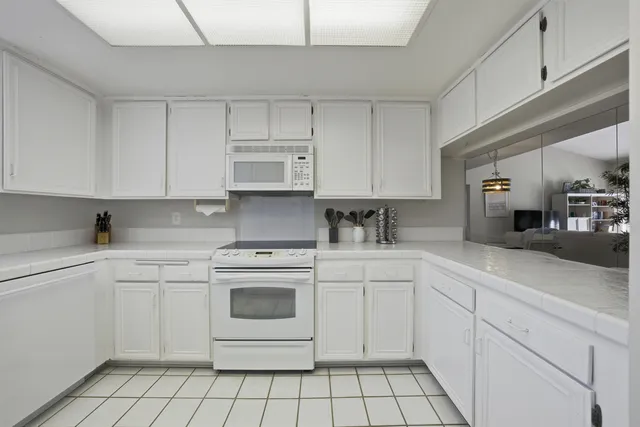 $449,000 | 43 La Cerra Drive, Rancho Mirage, CA 92270