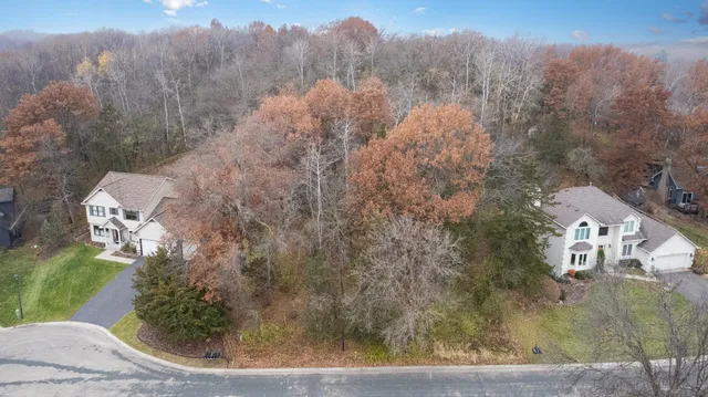 $274,900 | 6250 Mallory Lane, Eden Prairie, MN 55346