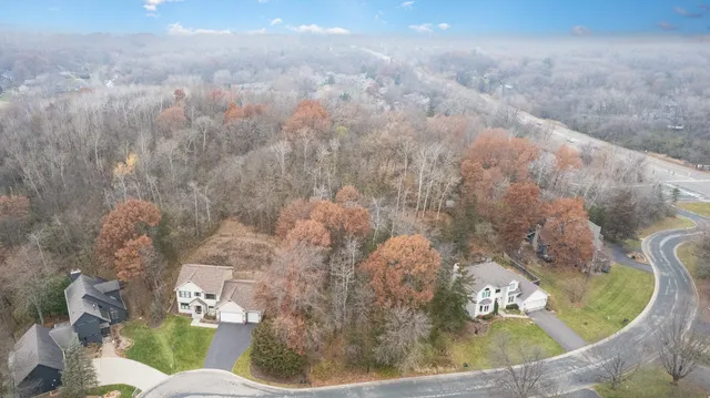 $274,900 | 6250 Mallory Lane, Eden Prairie, MN 55346