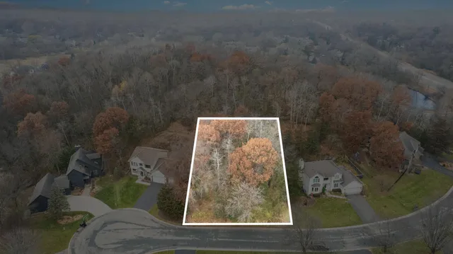 $274,900 | 6250 Mallory Lane, Eden Prairie, MN 55346