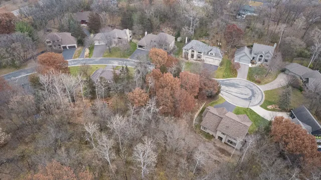 $274,900 | 6250 Mallory Lane, Eden Prairie, MN 55346