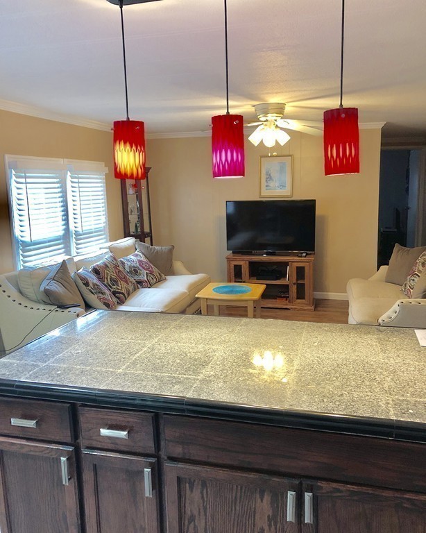 4 Lamplighter Lane Springfield, MA 01119 - Photo 10 of 24 Gallery Image 10
