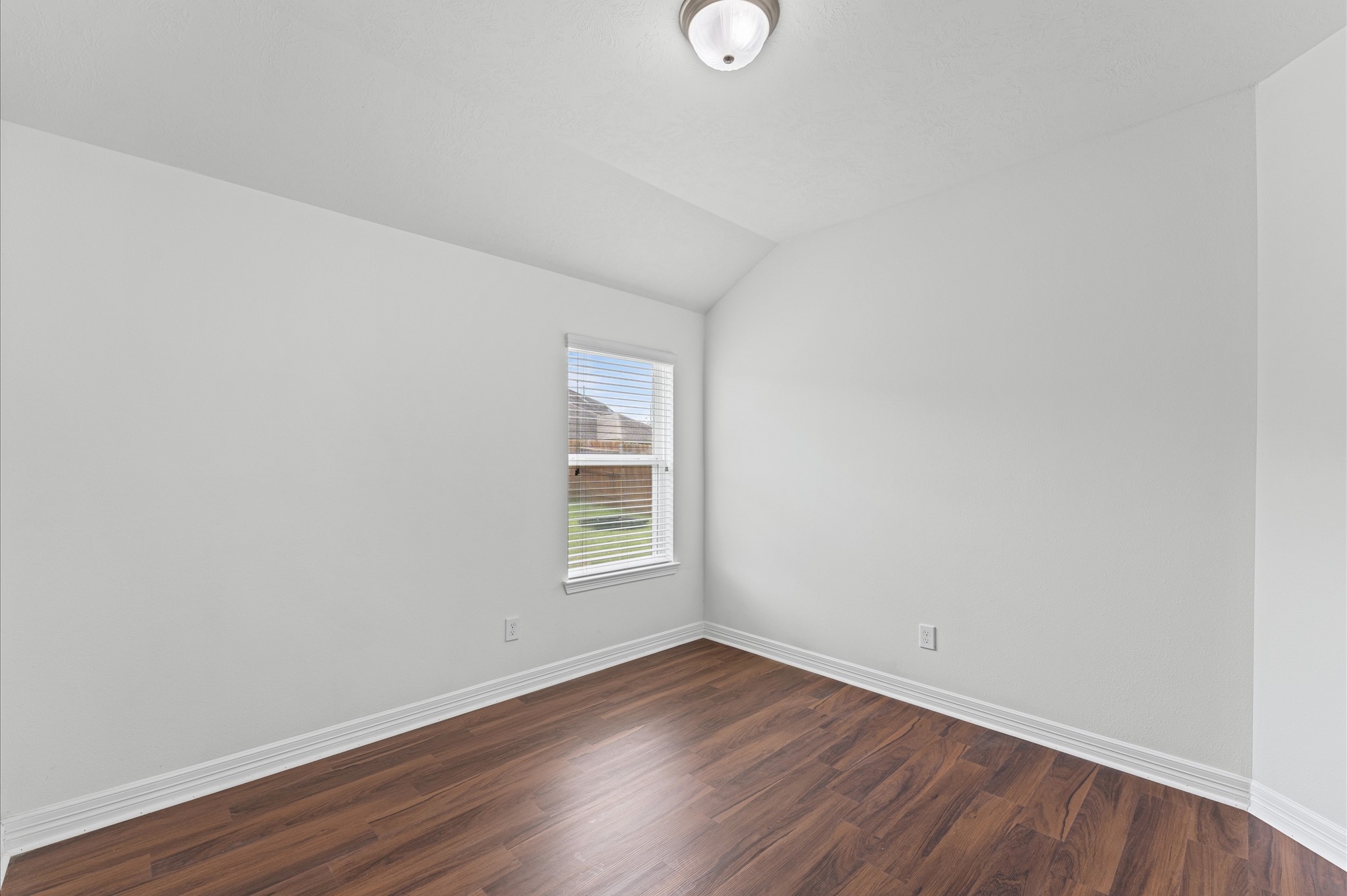 13318 Spruce Orchard Court Rosharon, TX 77583 - Photo 16 of 29