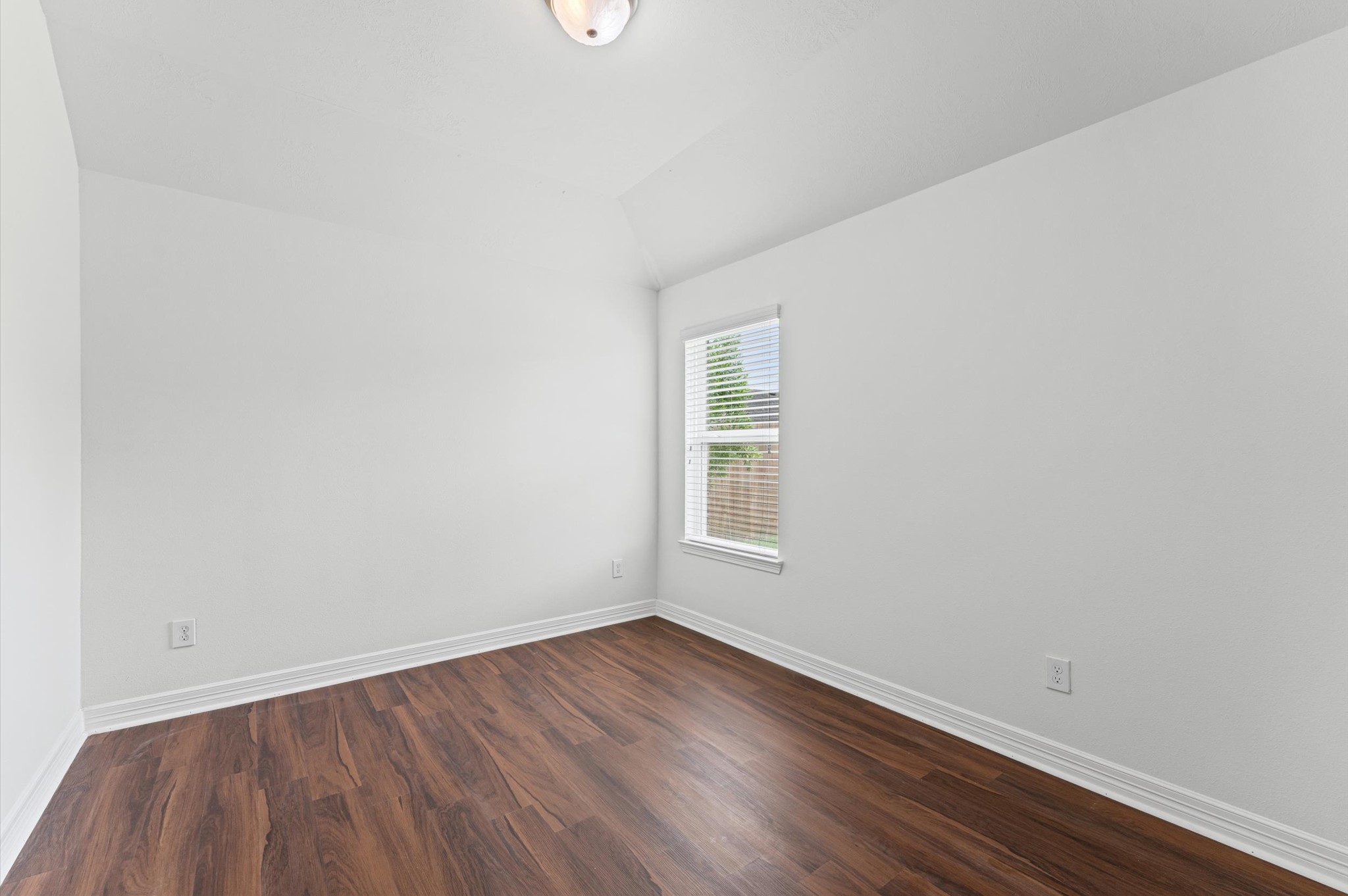 13318 Spruce Orchard Court Rosharon, TX 77583 - Photo 17 of 29
