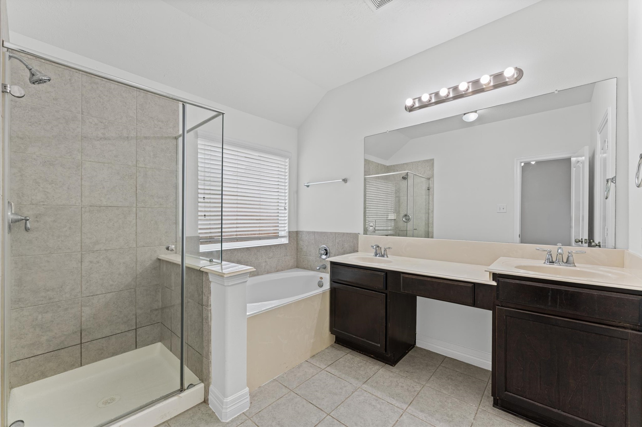 13318 Spruce Orchard Court Rosharon, TX 77583 - Photo 21 of 29