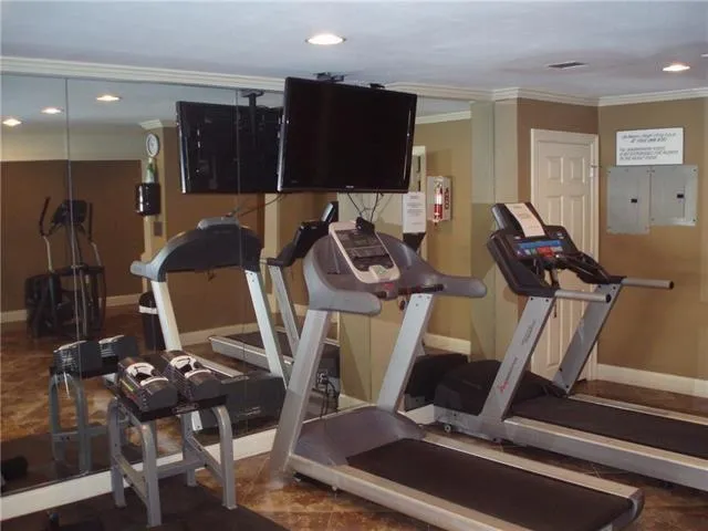 $1,200 | 500 Lake Marina Drive, Unit 209, New Orleans, LA 70124