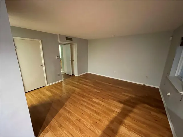 $1,200 | 500 Lake Marina Drive, Unit 209, New Orleans, LA 70124