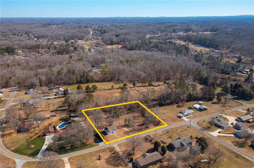 1228 Weaver Road Lexington, NC 27295 - Photo 32 of 35 Gallery Image 32