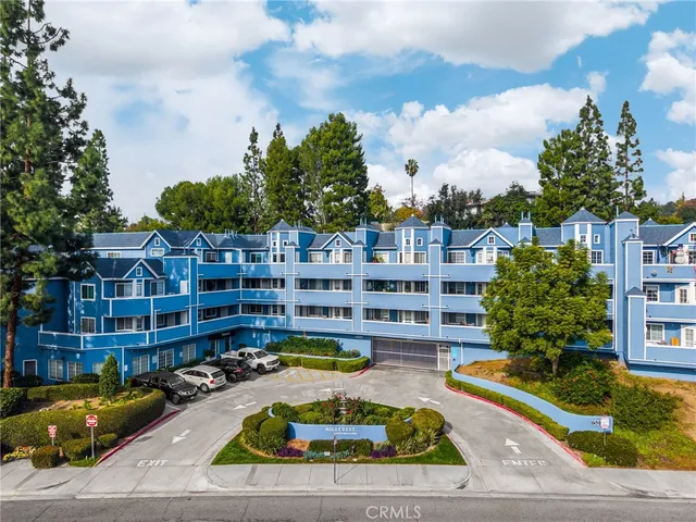 $375,000 | 1501 North Brea Boulevard, Unit 220, Fullerton, CA 92835