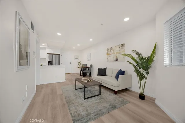 $375,000 | 1501 North Brea Boulevard, Unit 220, Fullerton, CA 92835