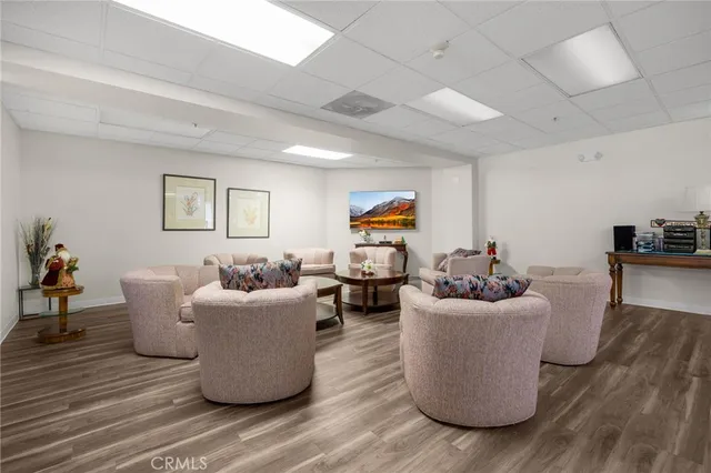 $375,000 | 1501 North Brea Boulevard, Unit 220, Fullerton, CA 92835