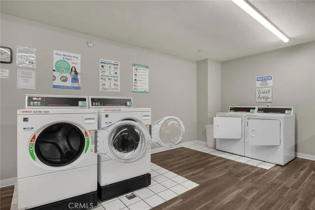 $375,000 | 1501 North Brea Boulevard, Unit 220, Fullerton, CA 92835